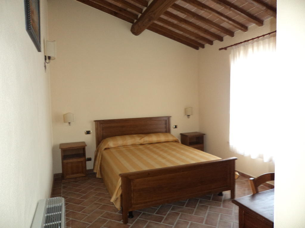 Agriturismo Collodi Konuk evi Montalcino Oda fotoğraf